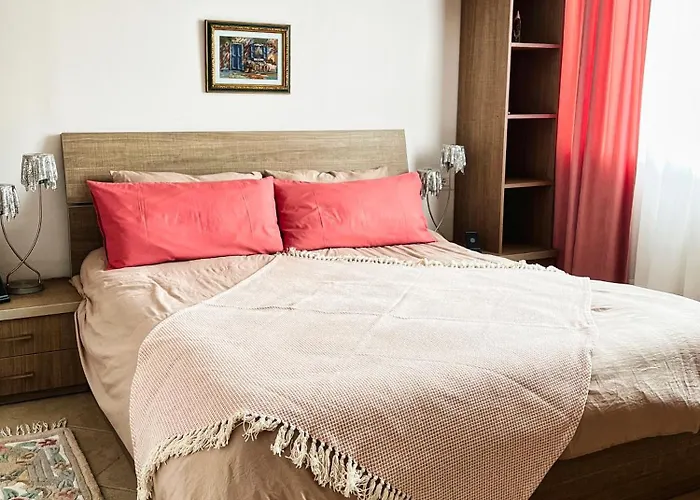 Διαμέρισμα Sunny Central One-bedroom